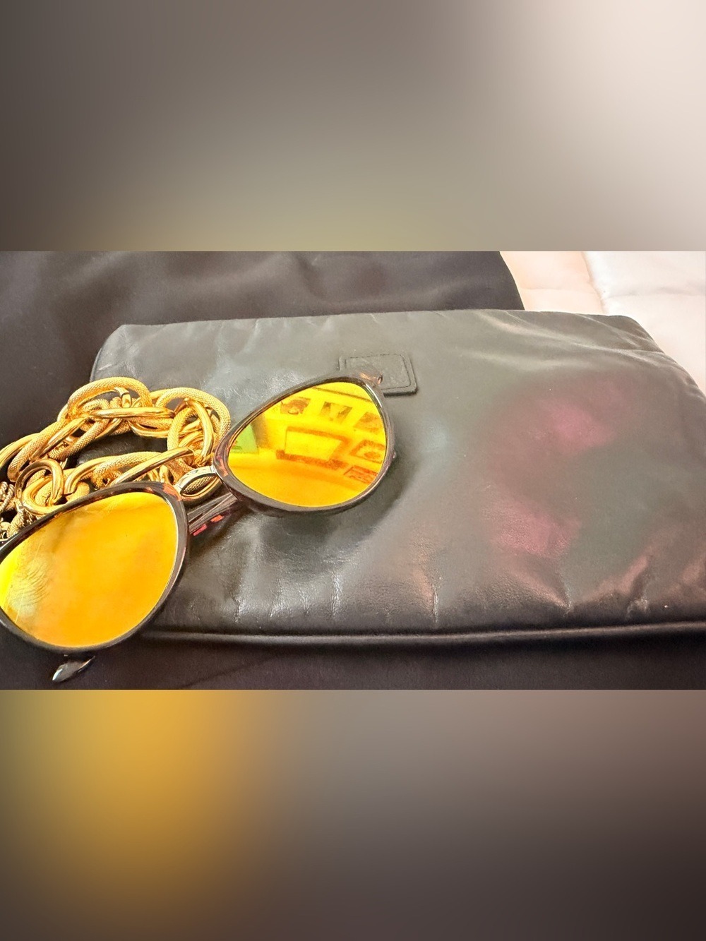 Vintage Anne Klein Black Leather Clutch Envelope Pouch Goldtone pull Chic Y2K - Picture 5 of 15